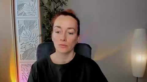 Snapshot of save_the_qween chatting on 13, 3, 2026 save the qween online show from 13, 3, 2026