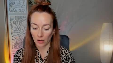 Snapshot of save_the_qween chatting on 23, 3, 2026 save the qween online show from 23, 3, 2026