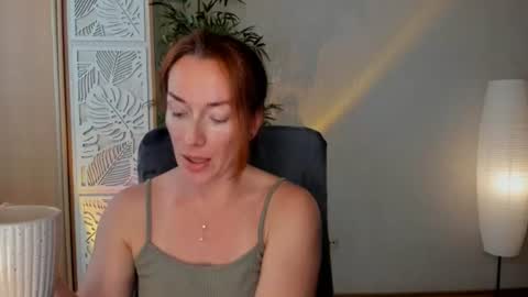 Snapshot of save_the_qween chatting on 20, 6, 2026 save the qween online show from 20, 6, 2026