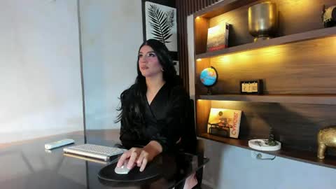 Snapshot of scarleett22 chatting on 17, 5, 2026 Scarleet online show from 17, 5, 2026