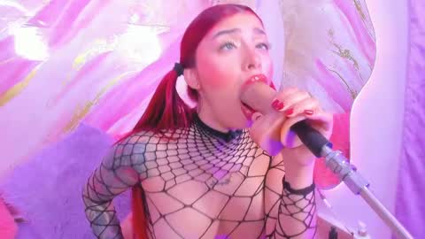 Snapshot of scarleett_jones chatting on 27, 5, 2026 scarleett jones online show from 27, 5, 2026