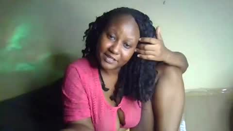 scarlet_25142359 online show from 22, 10, 2025