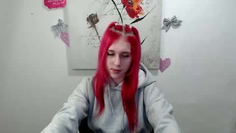 Snapshot of scarlet__flower_ chatting on 2, 3, 2026 scarlet__flower_ online show from 2, 3, 2026