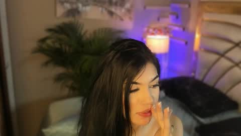 Snapshot of scarlet__hill chatting on 17, 1, 2025 scarlet hill online show from 17, 1, 2025