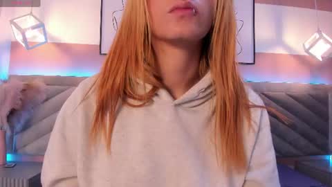 Snapshot of scarlet__rossi chatting on 10, 6, 2026 scarlet__rossi online show from 10, 6, 2026
