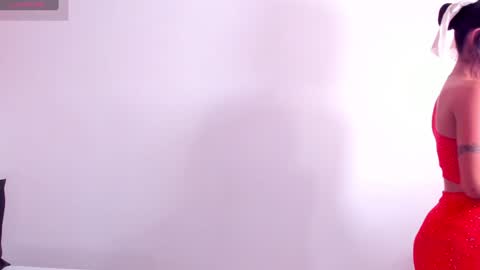 Scarlet online show from 5, 12, 2024