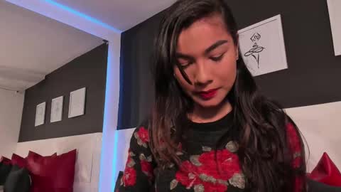 Scarlet online show from 27, 9, 2025