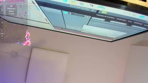 Scarlet  online show from 24, 2, 2026