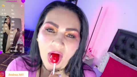 Snapshot of scarlet_hiit chatting on 22, 5, 2026 scarlet_hiit online show from 22, 5, 2026