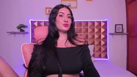 Scarlet  online show from 17, 3, 2026