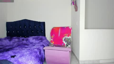 scarlet_tommy online show from 10, 1, 2025