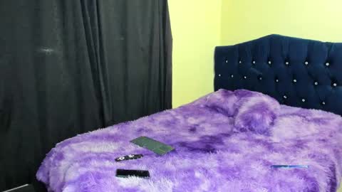 scarlet_tommy online show from 9, 2, 2025