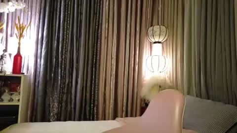 Snapshot of scarlet_ts69 chatting on 24, 11, 2025 scarlet online show from 24, 11, 2025