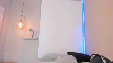 Snapshot of scarlet_vixen_ chatting on 2, 7, 2026 scarlet_vixen_ online show from 2, 7, 2026