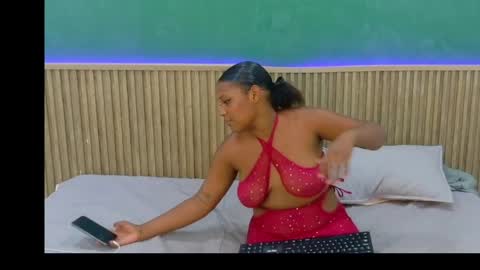 Snapshot of scarlet_xx chatting on 19, 5, 2026 scarlet_xx online show from 19, 5, 2026