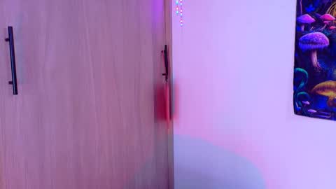 Snapshot of scarletblaze_ chatting on 27, 10, 2025 Scarlet online show from 27, 10, 2025