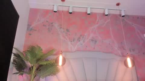 Snapshot of scarletdavis_ chatting on 2, 5, 2026 Scarlet Dayana online show from 2, 5, 2026