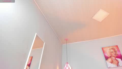 Scarlet  online show from 13, 2, 2025