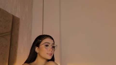 Snapshot of scarleth_lux_ chatting on 25, 6, 2026 Scarleth online show from 25, 6, 2026