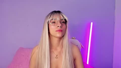 I am  Scarleth  Check mi profile online show from 28, 1, 2025