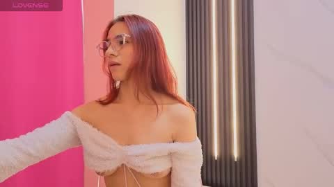 I am  Scarleth  Check mi profile online show from 21, 9, 2025