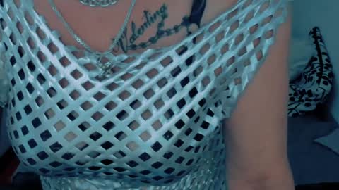 S C A R L E T online show from 18, 12, 2024