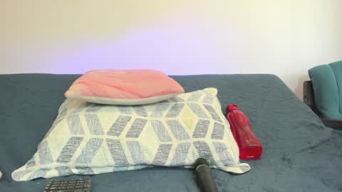 Snapshot of scarlethxs chatting on 2, 12, 2024 SOFI online show from 2, 12, 2024