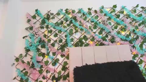 scarlet  online show from 1, 2, 2026