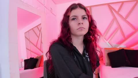 Snapshot of scarletpunk_ chatting on 30, 12, 2024 Scarlet online show from 30, 12, 2024