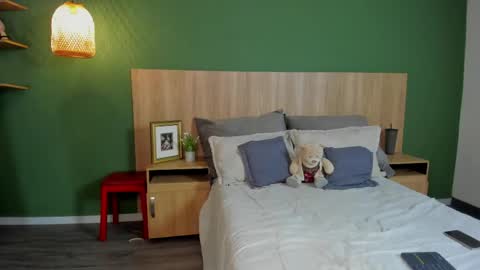 Scarlett  online show from 2, 4, 2026