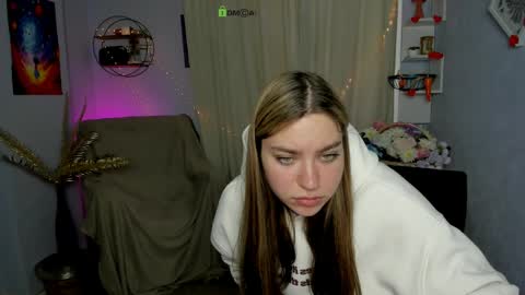 Snapshot of scarlett_badgirl chatting on 1, 4, 2026 Scarlett online show from 1, 4, 2026