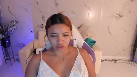 Snapshot of scarlett_enjoy1 chatting on 11, 9, 2025 scarlett_enjoy1 online show from 11, 9, 2025