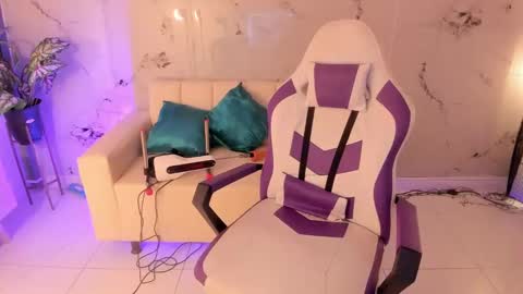 Snapshot of scarlett_enjoy1 chatting on 12, 9, 2025 scarlett_enjoy1 online show from 12, 9, 2025