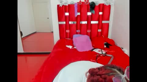 Snapshot of scarlett_red_11 chatting on 7, 5, 2026 scarlett_red_11 online show from 7, 5, 2026