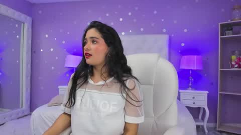 Scarlette  online show from 8, 1, 2025