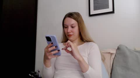 Snapshot of scarlettford chatting on 23, 10, 2025 Scarlett online show from 23, 10, 2025