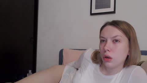 Snapshot of scarlettford chatting on 3, 11, 2025 Scarlett online show from 3, 11, 2025