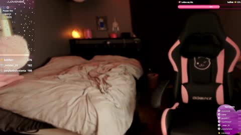 Snapshot of scarlettlovebaby chatting on 10, 1, 2025 Scarlett Your petite pet online show from 10, 1, 2025