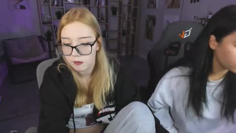Snapshot of scarlettmurr chatting on 13, 10, 2025 scarlettmurr online show from 13, 10, 2025