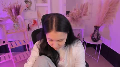 Snapshot of scarlettmurr chatting on 17, 10, 2025 scarlettmurr online show from 17, 10, 2025