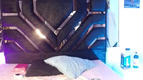 Snapshot of scarlettqueencs chatting on 26, 11, 2025 Scarlett online show from 26, 11, 2025