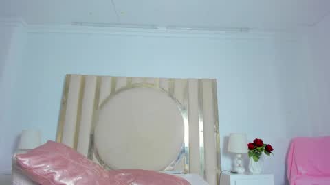 Snapshot of scarlettross_ chatting on 3, 2, 2025 Scarlett Ross online show from 3, 2, 2025