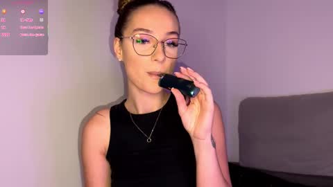 ScarlettSmithz online show from 9, 2, 2026