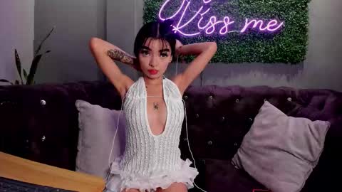 Scarlet online show from 9, 11, 2025