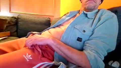 schmuhbaer1 online show from 15, 12, 2025