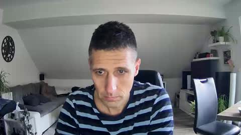 Snapshot of schnuckigeil chatting on 15, 1, 2026 Dildomen online show from 15, 1, 2026