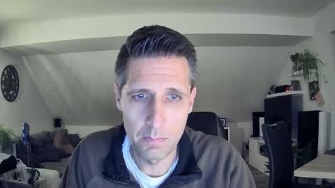 Snapshot of schnuckigeil chatting on 10, 2, 2026 Dildomen online show from 10, 2, 2026