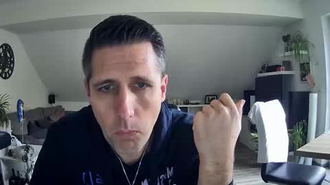 Snapshot of schnuckigeil chatting on 13, 2, 2026 Dildomen online show from 13, 2, 2026