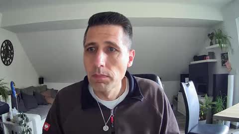 Snapshot of schnuckigeil chatting on 17, 3, 2026 Dildomen online show from 17, 3, 2026
