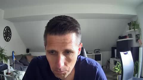 Snapshot of schnuckigeil chatting on 8, 5, 2026 Dildomen online show from 8, 5, 2026